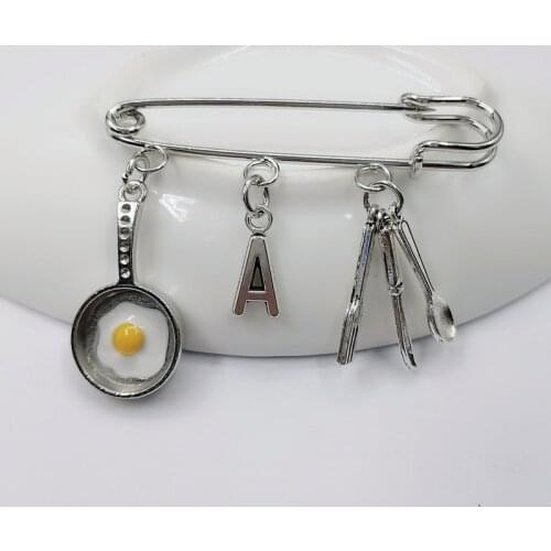 Chef gift chef brooch fried egg frying pan tableware kitchen gift knife and fork letter A-Z personality brooch