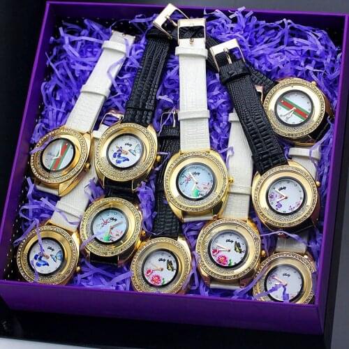 Shsby New Lady 3d Flower Leather Wristwatch Fashion Women Dress Watch Rhinestone Rolling Beads Gold Female Watches 10 Watches