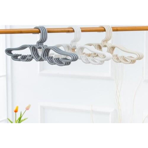 Plastic Loving Heart Angel Clothes Shirt Hangers Underwear Hanger Racks Scarf Dress Cloth Racks LX8664