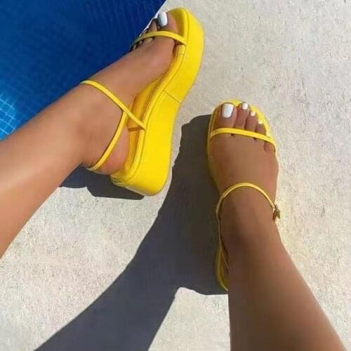 2021 Women Buckle Summer Fashion Sandals Female Comfort New Casual Flat Ladies Soft Bottom Solid Outside Shoes Plus Size 36-43