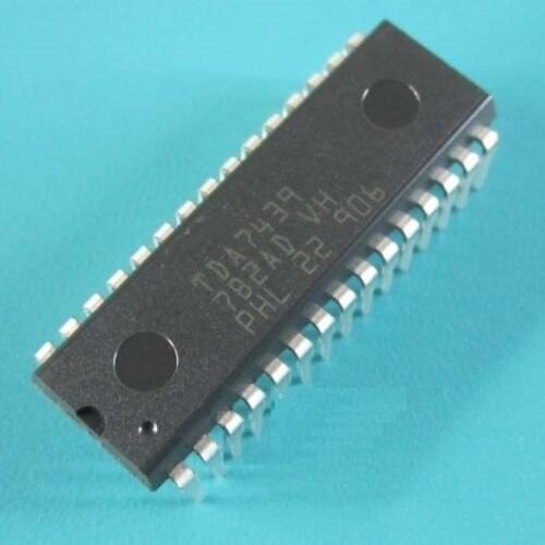1pcs NEW TDA7439 7439 Integrated Circuit DIP NEW