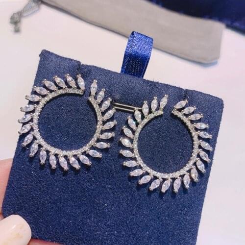 HIBRIDE Latest New Fashion Leaf Shape AAA Cubic Zirconia Stud Earrings for Women Bridal Wedding Party Accessories bijoux E-706