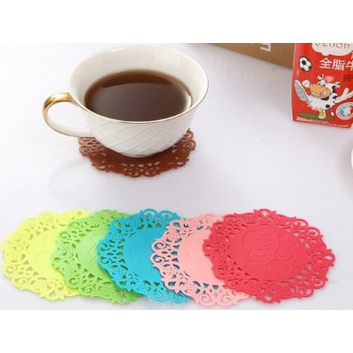500pcs/lot Fast shipping 9cm / 10cm Lace Flower Hollow Silicone Coaster Coffee Table Cup Mats Pad Placemat Kitchen Tools
