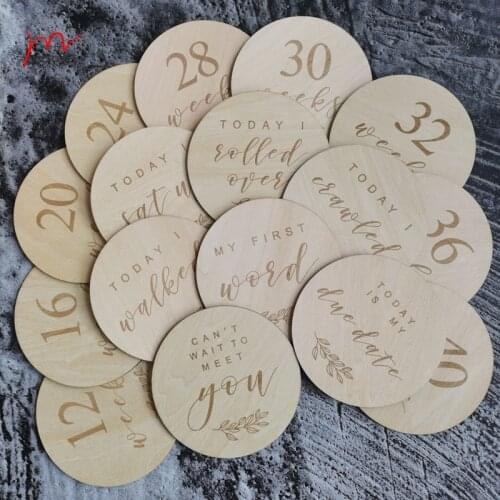 Pregnancy Milestone Cards Set of 16 Wood Discs Baby Cards First Year Baby Shower Gift Age Signs Newborn card