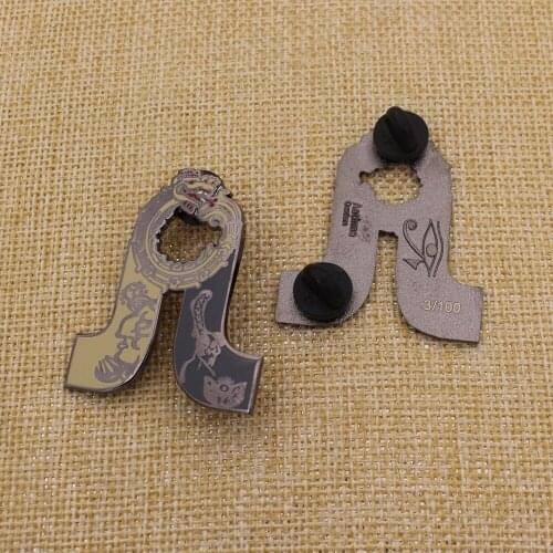 Custom High Quality Zinc Alloy Synthetic Enamel Badge