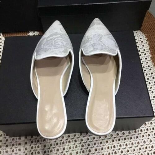 Summer Women Shoes Ladies White Flats Casual Female Sandals New Mules Chaussures Sandales Fashion Pointed Toe Sandalias