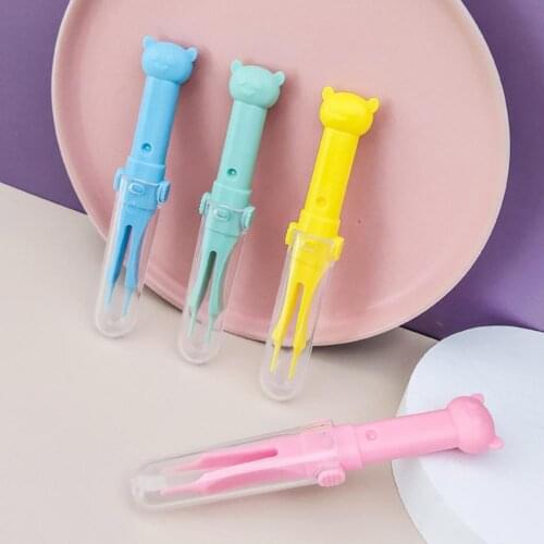 1 Set Nose Tweezers Manual Portable BPA Free Cartoon Shape Baby Ear Nose Clean Tool Newborn Babies Supplies Creative Health Care