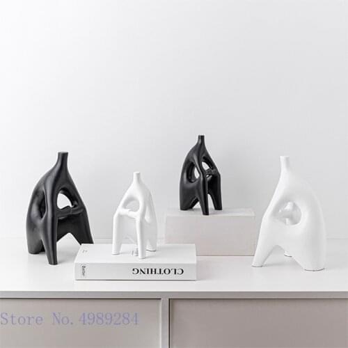 Creativity Resin Sitting Posture Watch Abstract Figure Sculpture Human Body Crafts Ornaments Black and White Home Decoration