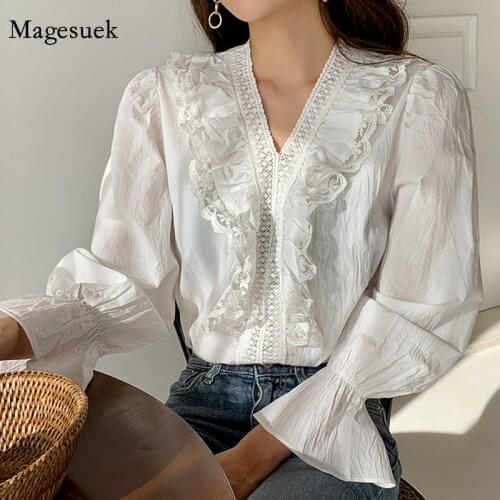 New v-neck Autumn Lace Shirt Chic Lace Ruffle Stitching Vintage White Top Flare Sleeve Cotton Women Elegant Clothes Blusas 11271