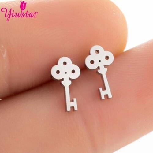 Korea Stainless Steel Star and Moon Love Key Earrings Mens Punk Retro Womens Earrings Jewelry Wholesale 2020 Trend Gifts kPOP