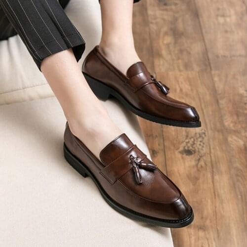New Mens Shoes Fashion Trend Solid Color PU Slip-on Tassel Decoration Low-heel Comfortable Casual Business Loafers