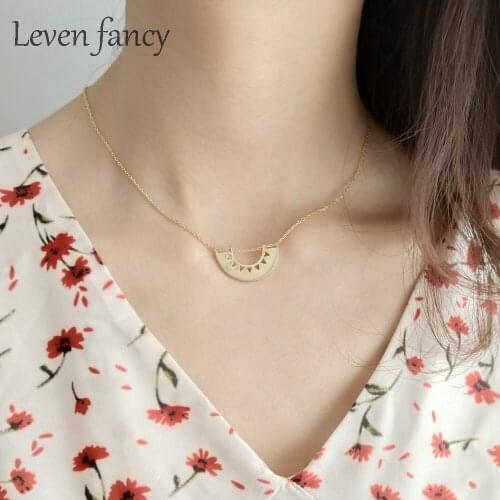 Leven Fancy 925 Sterling Silver Geometric Sunrise Pendant Necklace for Women Gilrs Gold Short Choker Necklaces 2019 Wholesale