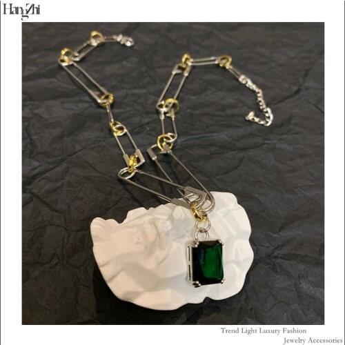 French Niche Design Drop Necklace Retro Big Water Drop Zircon Peach Heart Pin Asymmetrical Personal Jewelry 2021 New Trend