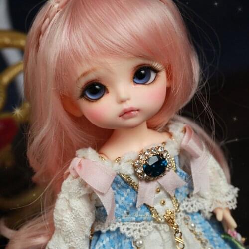 1/8 BJD dolls BJD / SD Fashion cute yellow happy doll with eyes for little girls birthday gift