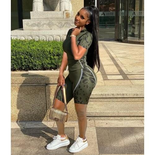 Felyn 2020 New Arrival Fashion Design 2 pcs Tracksuits Women Set Print O-neck Tops and Shorts Elastic Running Outfits