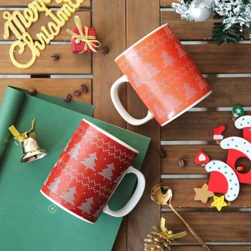 Merry christmas tree printed gifts ceramic mugs with handgrip & gold spoon Japan style porcelain red orange gift box coffee mug