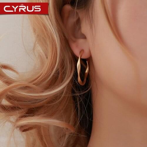 Vintage Geometric Twist Hoop Earrings For Women Statement Exaggerated Matte Hollow Dangle Earrings Mujer Boho Jewelry Gift