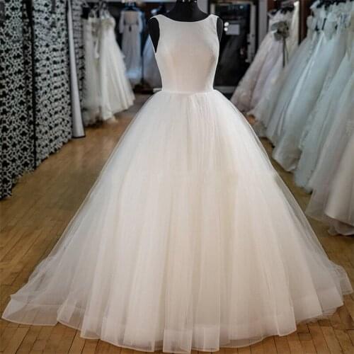 Elegant Tulle Skirt Floor Length Scoop Bridal Gown Dresses A-line wedding dress plus size wedding dresses