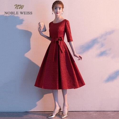 Sexy Prom Dress O-Neck Knee-Length Prom Dresses With Half Sleeves Party Dress