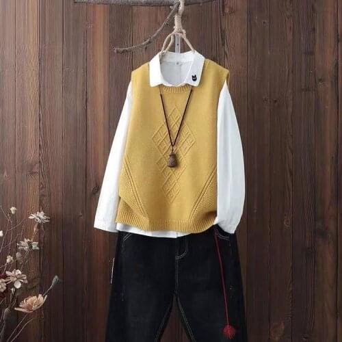 Round neck knitted waistcoat womens college style pullover waistcoat spring and autumn new woolen vest Korean loose sweater