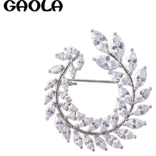 GAOLA Hot Delicate Flower Zirconia Brooch 2017 New Arrival Clothing Accessories Pin Brooches For Women GLX0150