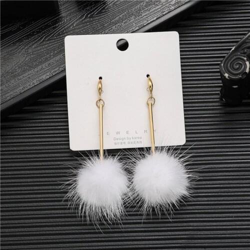 Korean Female Fashion Temperament Long Drop Earrings Party Jewelry brincos For Women Chic White Fluffy Hairball Dangle Earrings