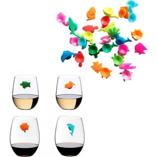 12PCS Wine Glass Charm Suction Marine Animals Fashionable Wine Glass Marker Wine Glass Tag Bar Accessories Random Color