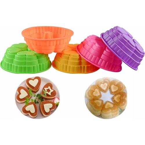 Love Shape Castle Cake Mold 2020 New Food Grade Silicone Bread Pizza Baking Pan Baking Tool Random Color