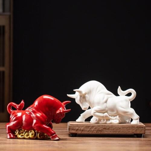 The New Ceramics Wall Street Bull Statue Modern art crafts High-end home living room bedroom decorations Officelucky decorations