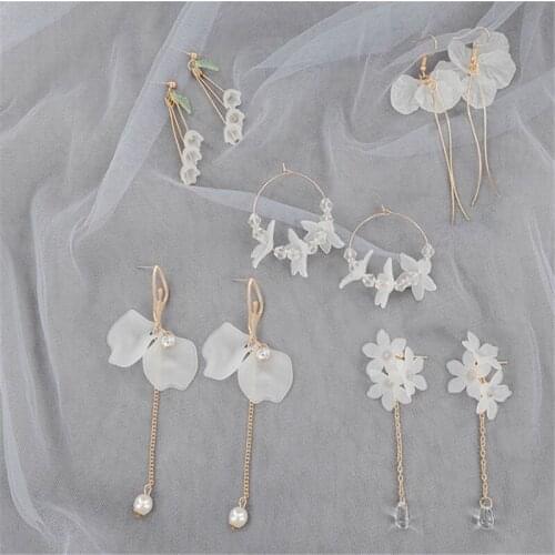 2021 New Flower Bohemia Boho Earrings Women Fashion Long Hanging Earrings Crystal Female Wedding Earings Party Jewelry