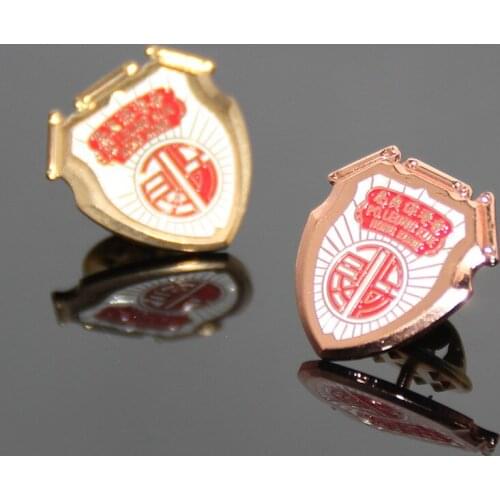 Custom Metal Military Badge High Quality Low Price Electroplated Gold Badge Back Butterfly Buckle