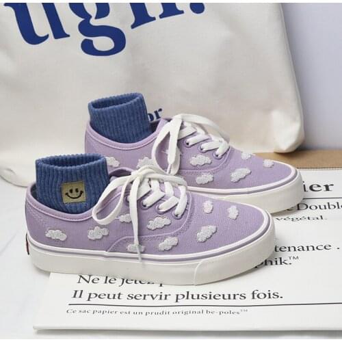Miss Girls Heart Cloud Canvas Shoes Female 2021 Spring Soft Girl Versatile Casual Shoes Cute Style Low Top Board Shoes