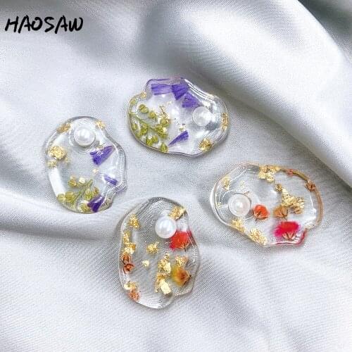 HAOSAW 23*30MM 4Pcs/Lot Hand Made/Artificial Pearl/Real Flowers/Golden Glitter/Acrylic Beads/DIY Jewelry Making/Earring Findings
