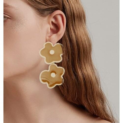 Acrylic Flower Earrings Barot Women Girl 2021 New Geometric Drop Exaggeration Earring Brincos Female Vintage Jewelry Party Gift