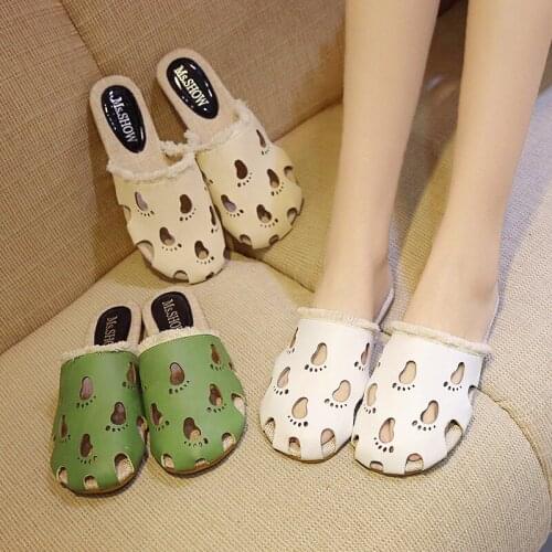 2021 Porous And Breathable Sandals for Women Beach Shoes Fashion Garden Round Toe Slippers Flip Flops