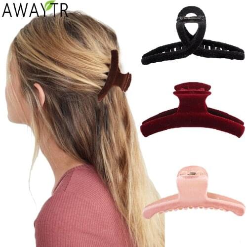 Retro Barrettes Women Flannel Hair Claw Clips Crab Hairpins Velvet Metal Solid Color Hair Accessories for Girl Headdress Ornamen