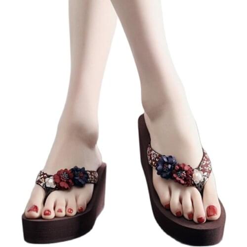 Fashion high-heeled Slippers Female Summer Wear Wedges Antiskid New Large Base Of Drag The Seaside Beach Cool Slippers