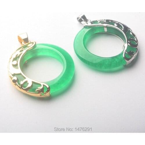 Charming 28X28MM Inlaid Stone Imitation Green Jades Hollow Cutting Inlaid Cameo Dragon Amulet Oblate Pendant 1PCS