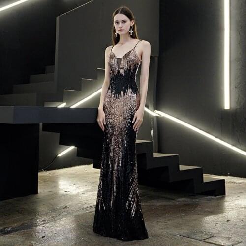 Weiyin AE0529 Sexy Sparkle Sequined Prom Dresses 2021 Halter Long Mermaid Formal Party Gowns With Strappy Back