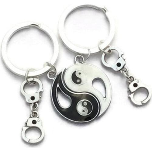 Black and White Tai Chi Picture Keychain Yin Yang Handcuffs Creative Friendship Couple Key Chain Shuangpin Jewelry