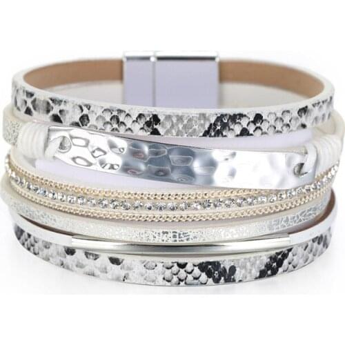 2021 New Style Hot Sale Bohemian PU Bracelet for Women Popular Wide Side Chain Magnetic Buckle Leather Bracelet Wholesale