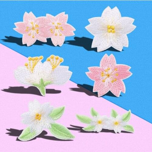 Cherry blossoms in spring Patches Iron On For DIY Clothing Patches Peach blossom Embroidered Badges clothing T-shirt Sticker