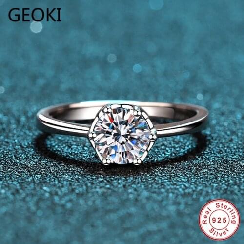 Geoki Classic Passed Diamond Test Flower Bub 1 ct Moissanite Ring Perfect Cut D Color Lab Created Diamond Moissanite Party Rings