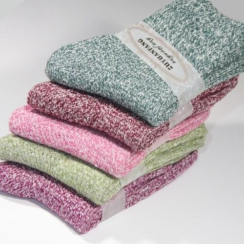 Autumn And Winter Woman Good Quality Socks Thickening Warm In The 5 Color Terry Winter Female 5Pairs/1Lot Standard Size