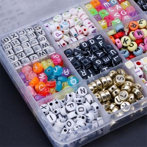1100pcs 15 Color Acrylic Alphabet Letter Beads with 1 Roll of Crystal String Cord, Beads for DIY Kandi Bracelets Key Cha