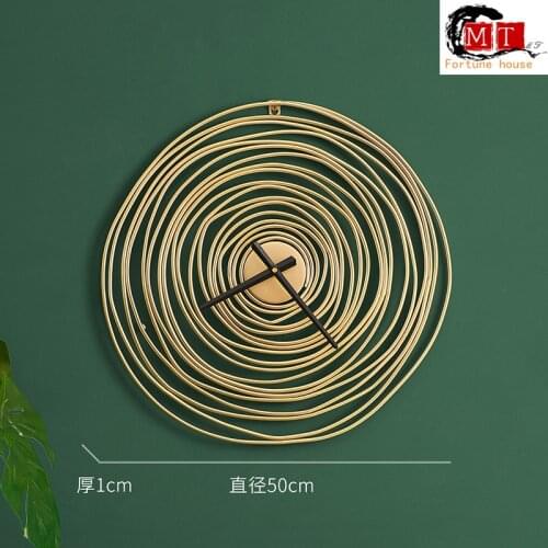 Nordic Fashion Abstract Gold Iron Wall Clock Leisure Bar Royal Tea Shop Light Luxury Iron Decoration Wall Decoration