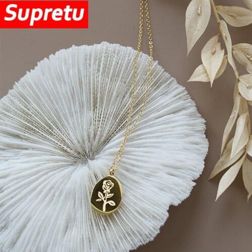 Supretu Vintage Charm Rose Flower Pendant Necklaces For WomenTitanium Geometric Steel Coin Gold Color High-Quality Jewellery