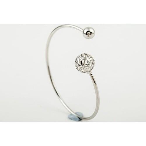 New Simple Personality Fashion Jewelry Geometric Hollow Flower Ball Bracelet For Women Feature Namour Charm Gift All Seasons