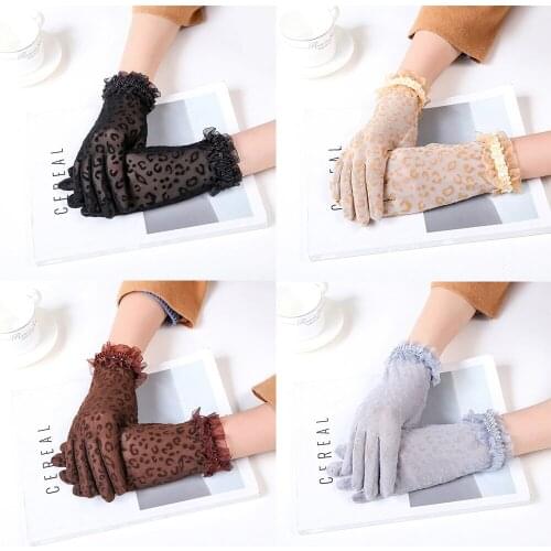 2020 New Sexy Leopard Lace Gloves Women Transparent Driving Gloves Ladies Summer Full Finger Sunscreen Gants Weddingg Party
