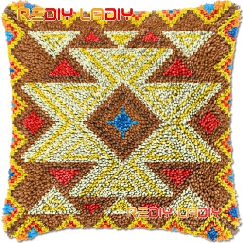 Latch Hook Cushion National Totem DIY Needlepoint Kits Chunky Acrylic Yarn Arts Crocheting Lofty Pillow Case Hobby & Crafts